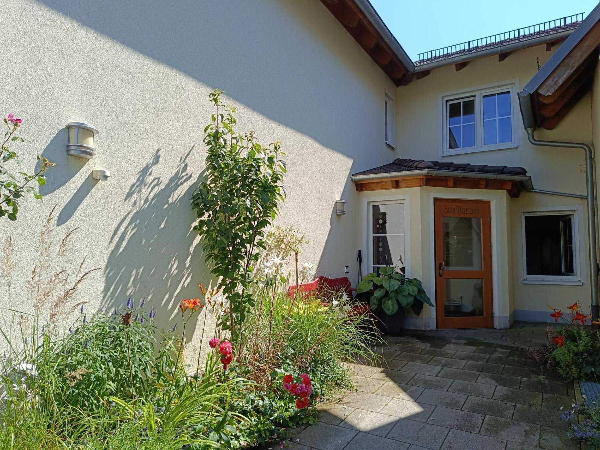 Landgasthof Zum Rappen Креглинген Екстериор снимка